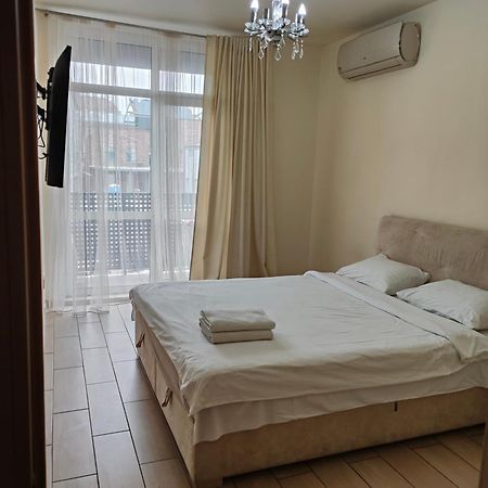 Vanilla Vip Apartment Lviv Extérieur photo