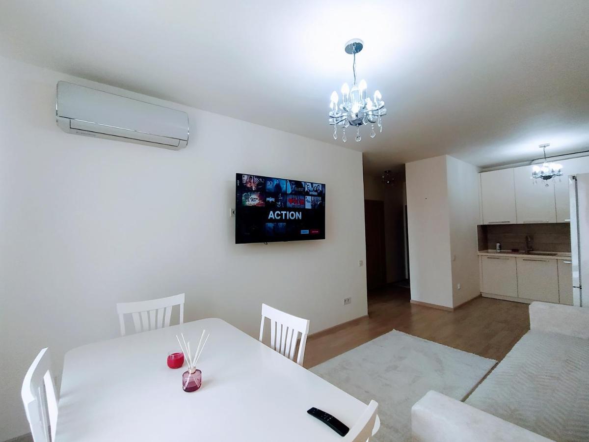 Vanilla Vip Apartment Lviv Extérieur photo
